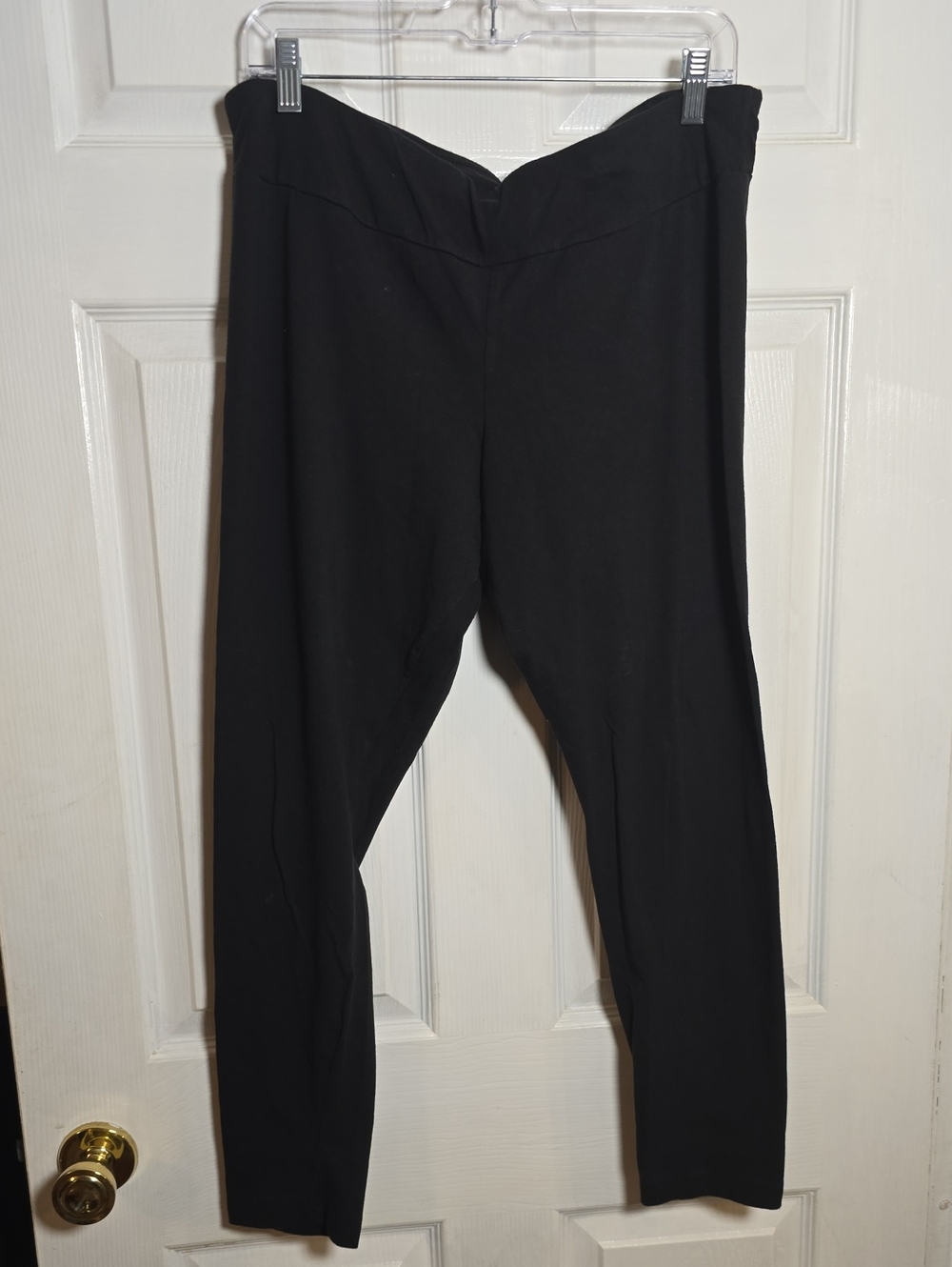 Time and Tru XL Black V-Waist Ponte Leggings